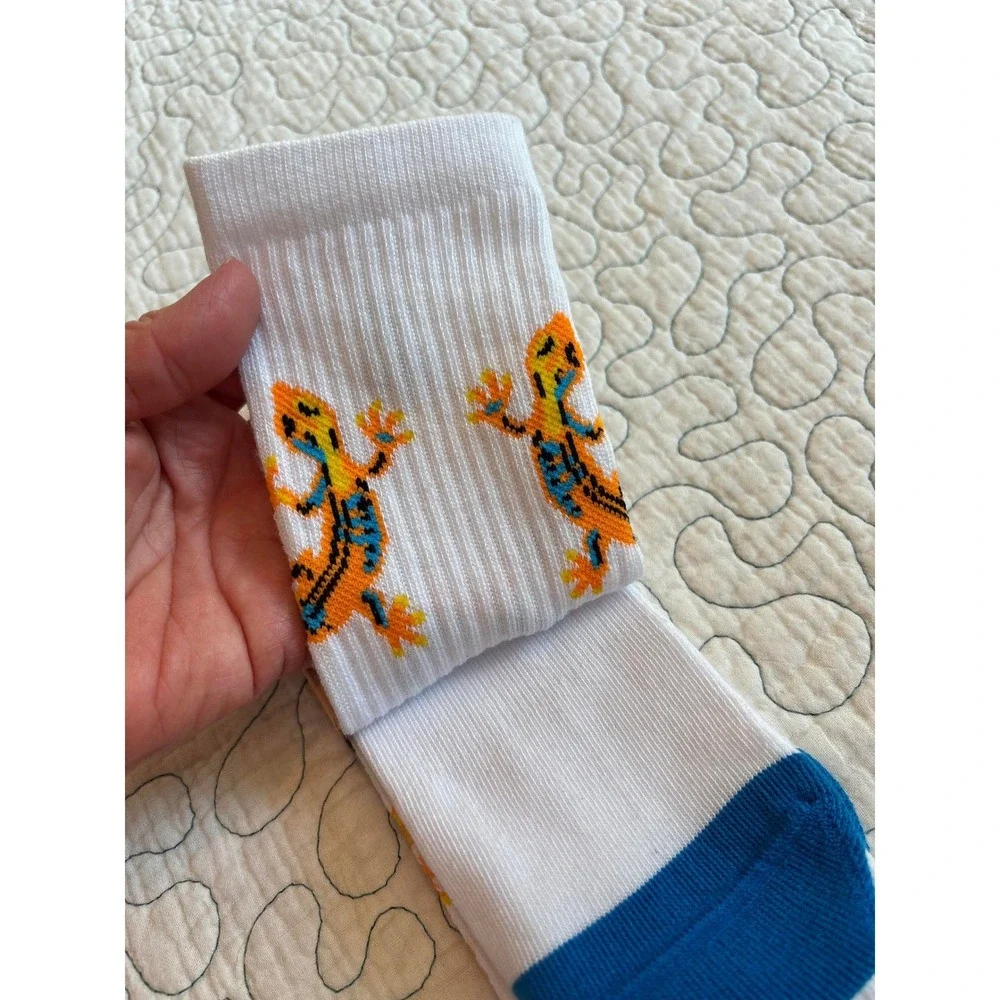 Chubbies Mens Crew Socks White Blue Gecko Pineapple Graphic Size Large 8-12